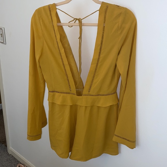 Nasty gal mustard floral romper - Picture 3 of 4